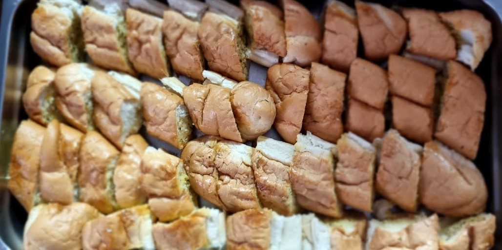 Garlic bread picture